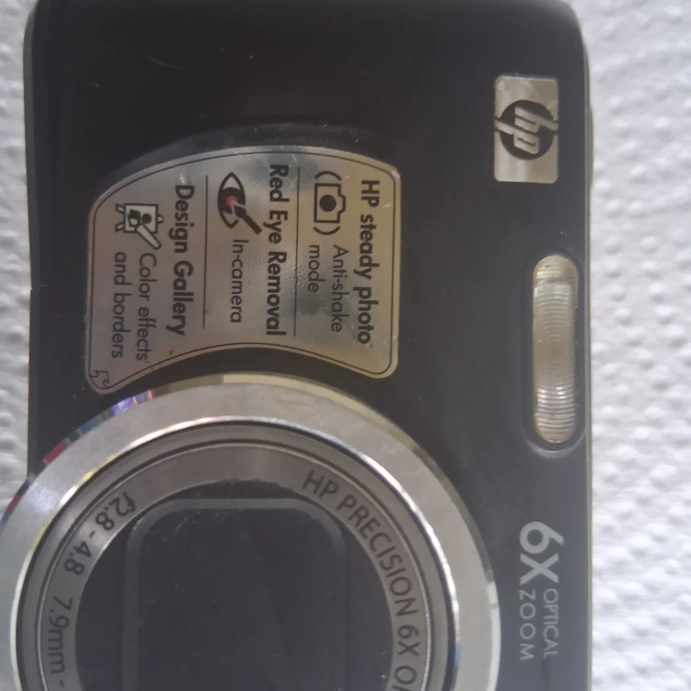 HP Precision 6X Optical Zoom Compact Camera - Black